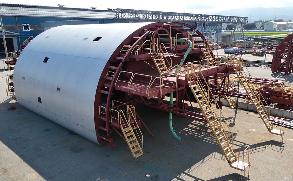 佐賀と合併し北陸鋼産へ