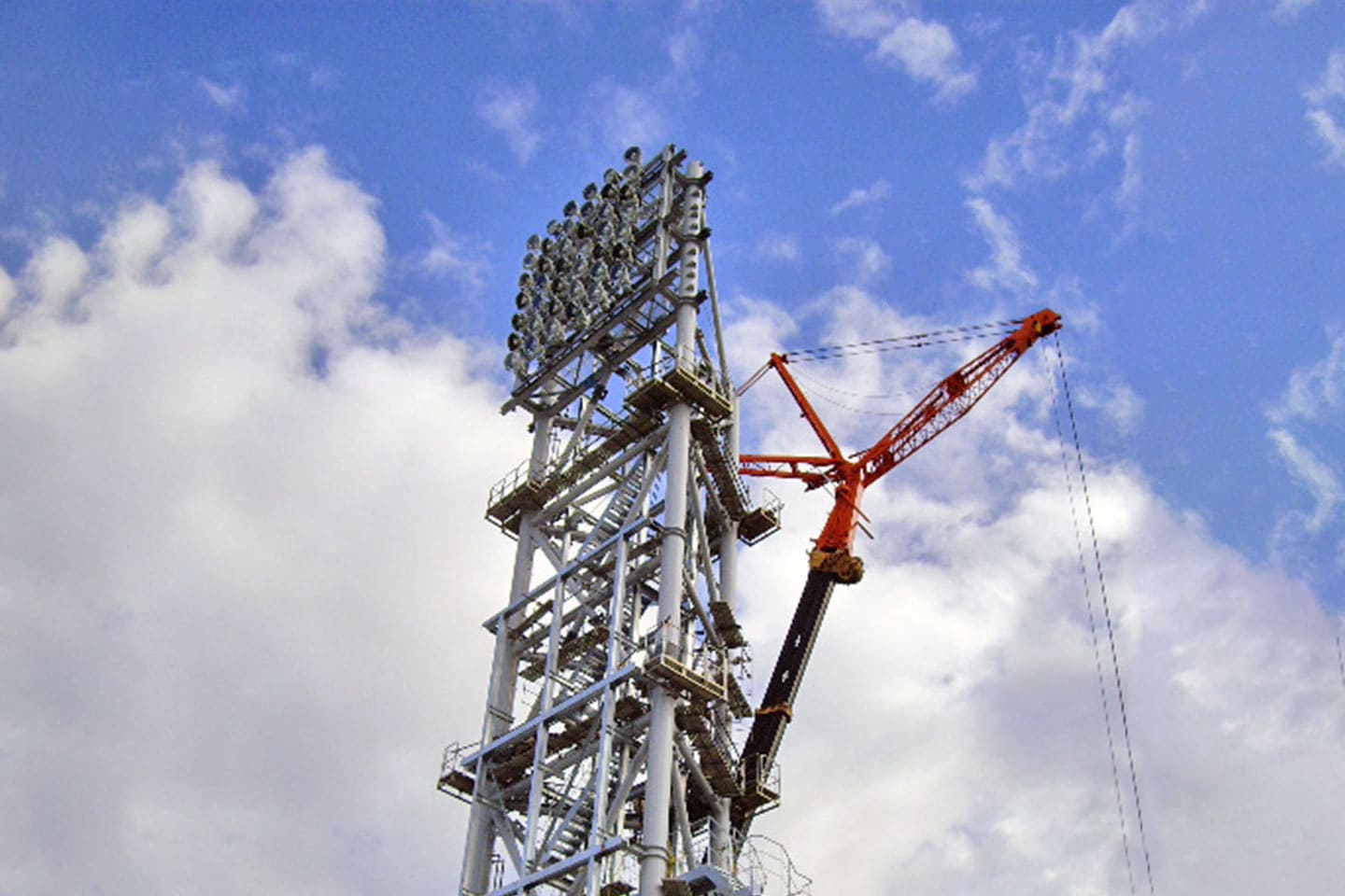 照明鉄塔・無線鉄塔