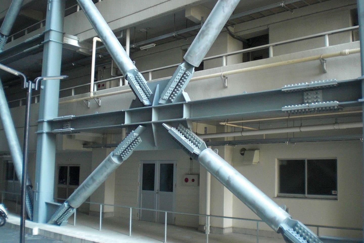 耐震・制振デバイス