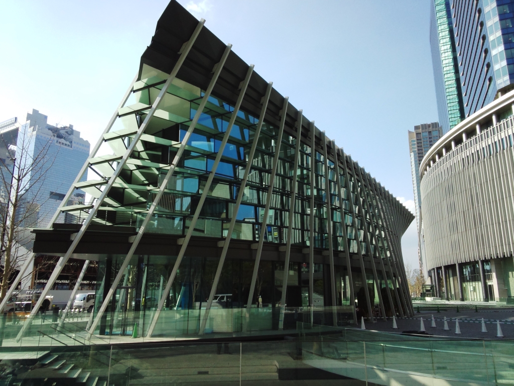 大阪駅北口駅前広場|北陸建工グループ