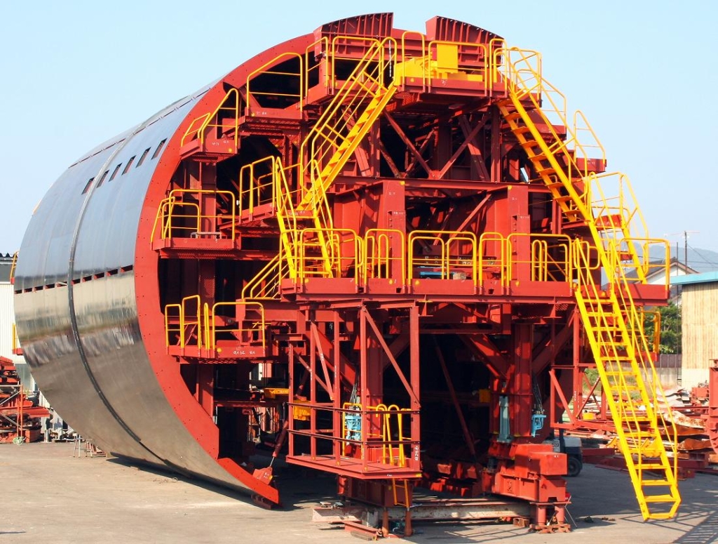 地下調整池用スチールフォーム|北陸建工グループ